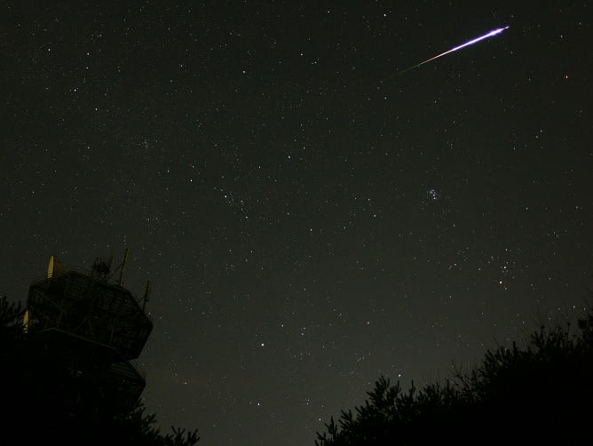 Perseid Fireball Over Japan
