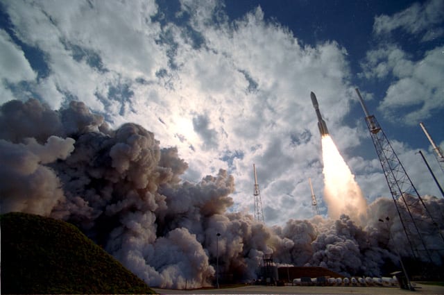 New Horizons Launches to Pluto