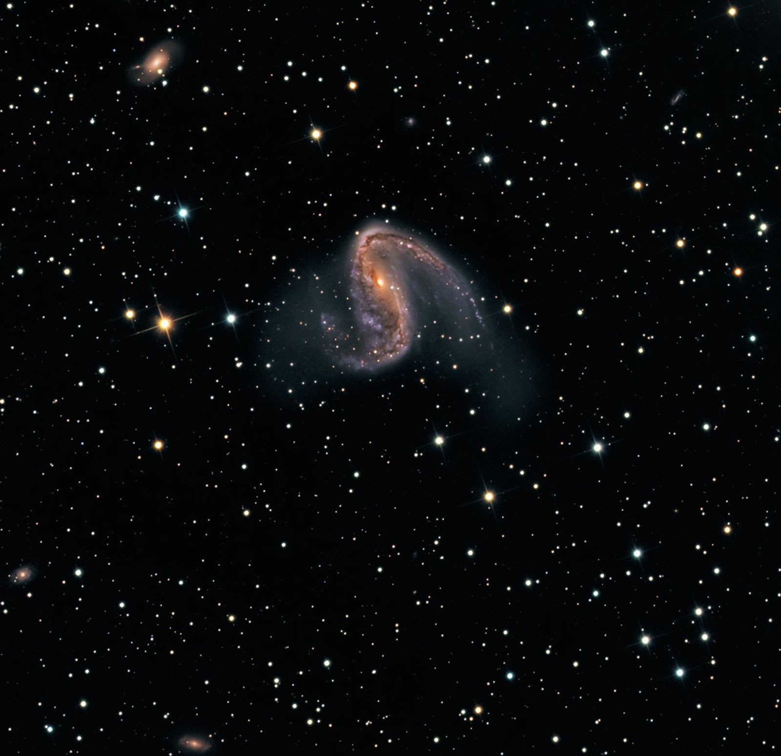 NGC 2442: Galaxy in Volans