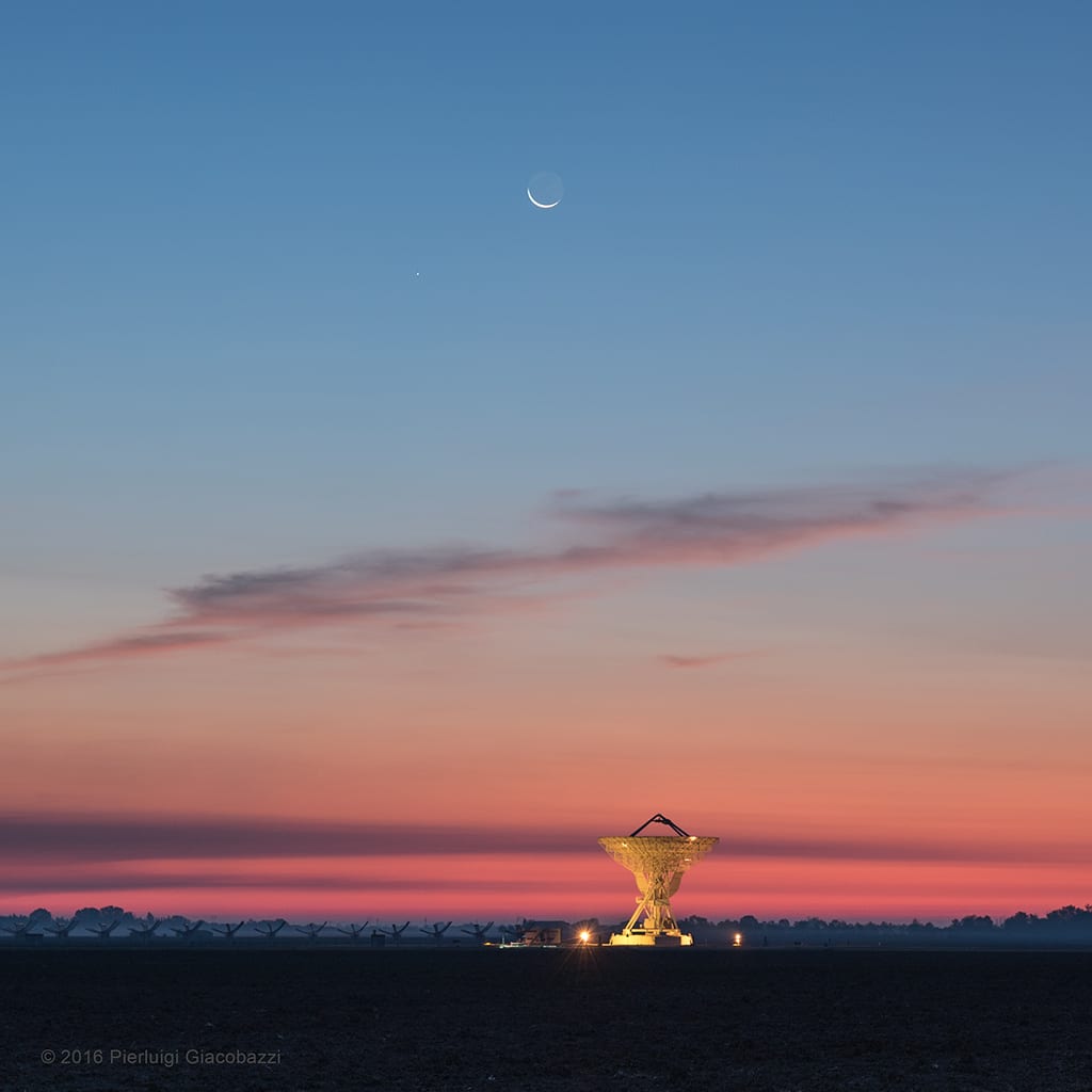 Moon, Mercury, and Twilight Radio