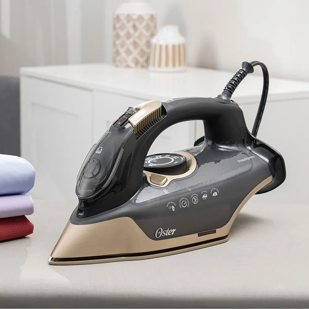 PLANCHA DE ROPA EXPRESS NEGRA — imagen 1