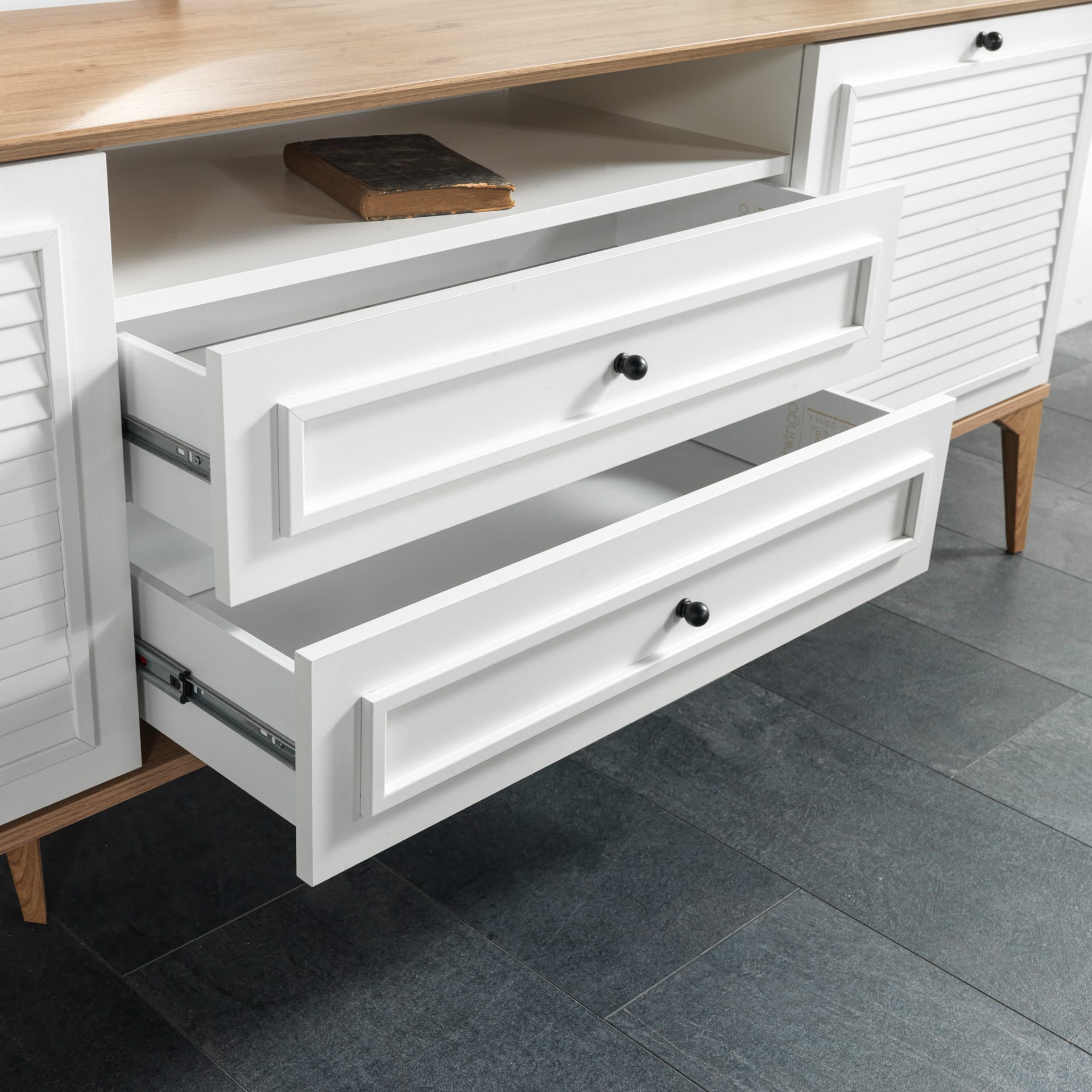 Capris Dressoir — foto 5 van 5