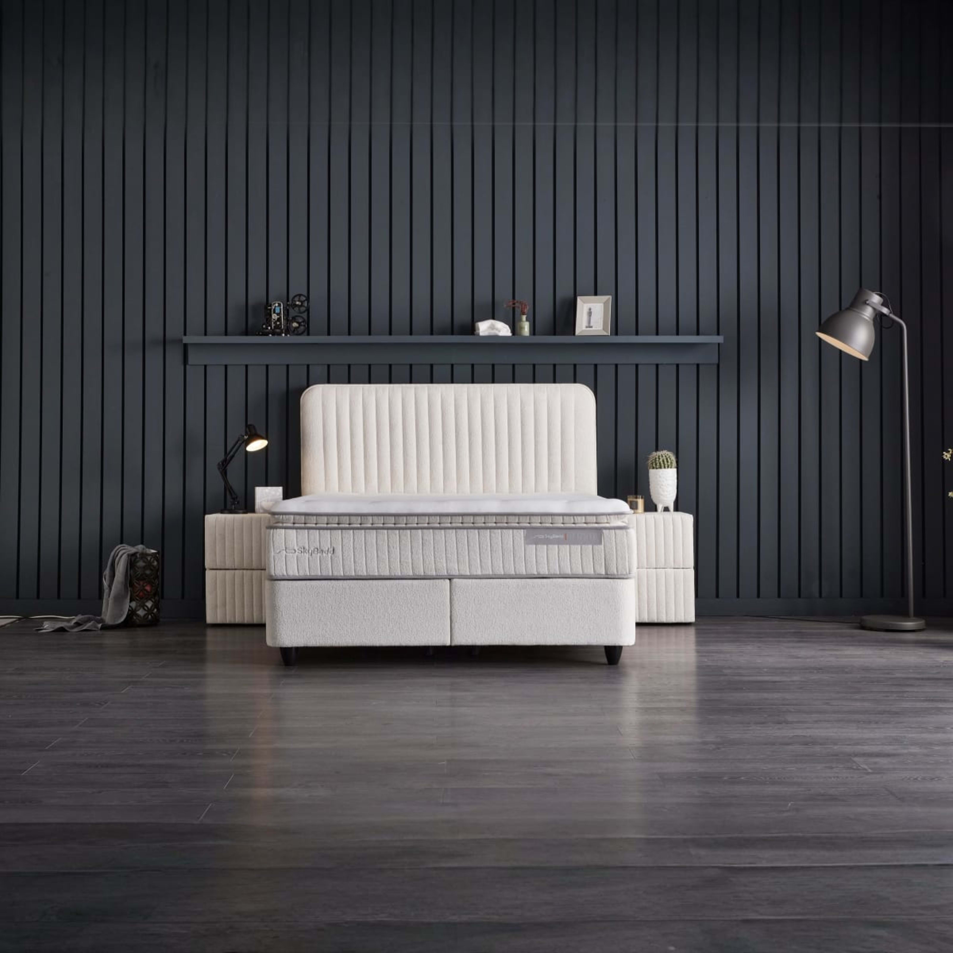 Brida Bedframe