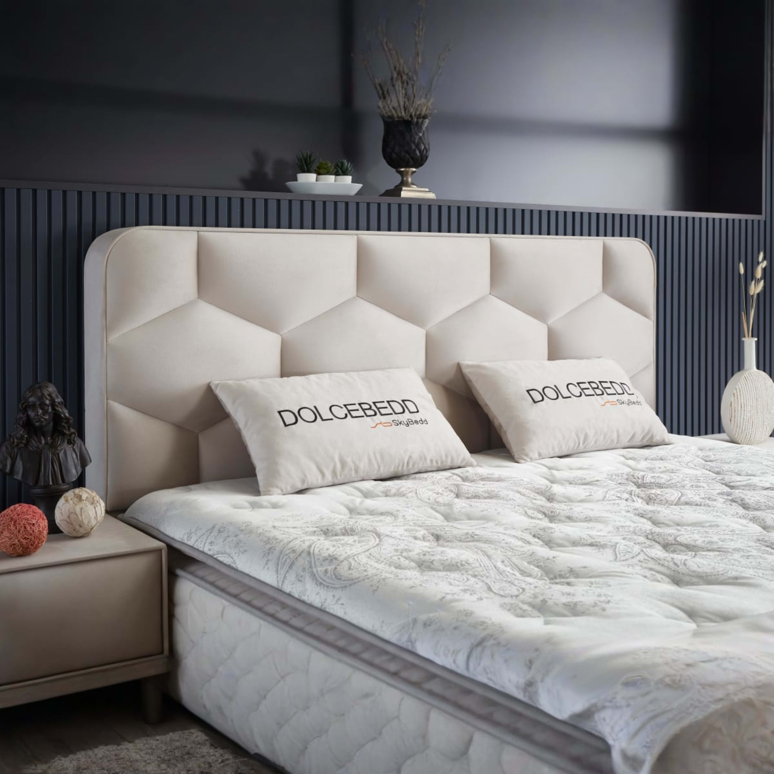 Dolce Bedframe — 3