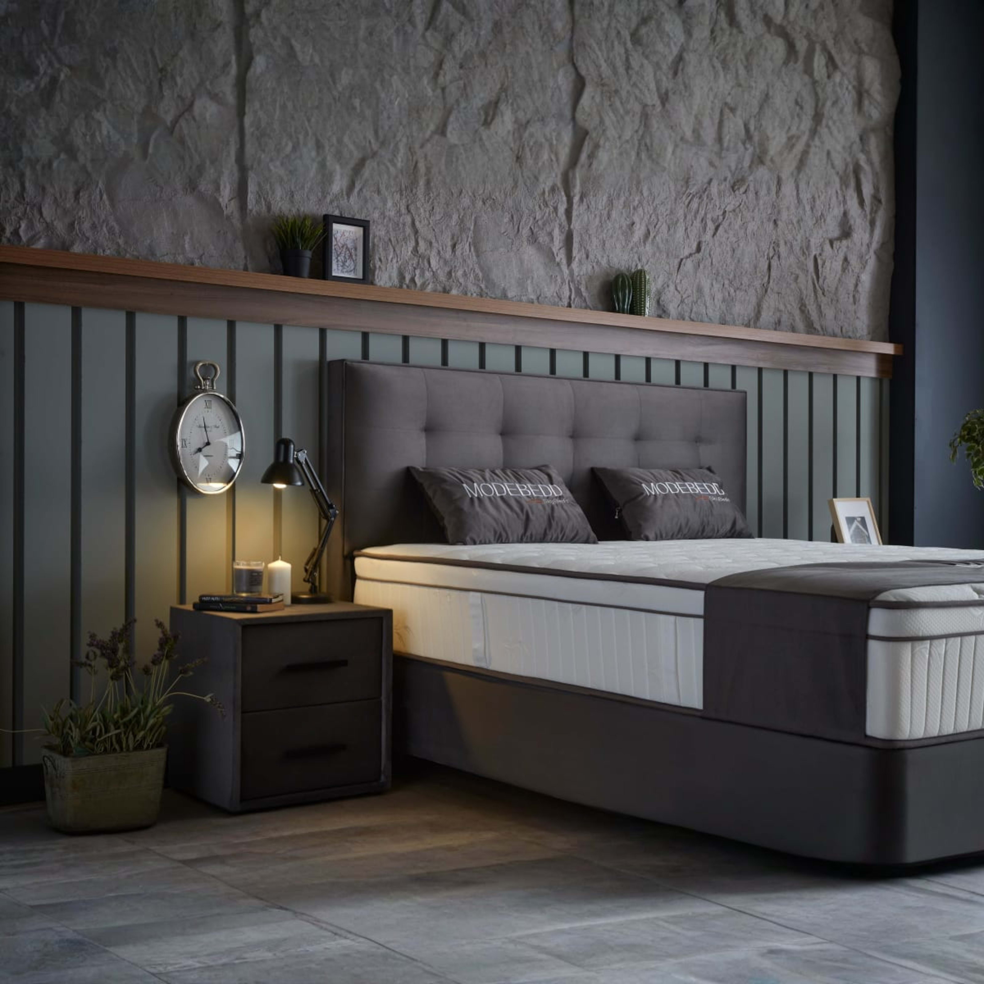 Mode Bedframe — 2