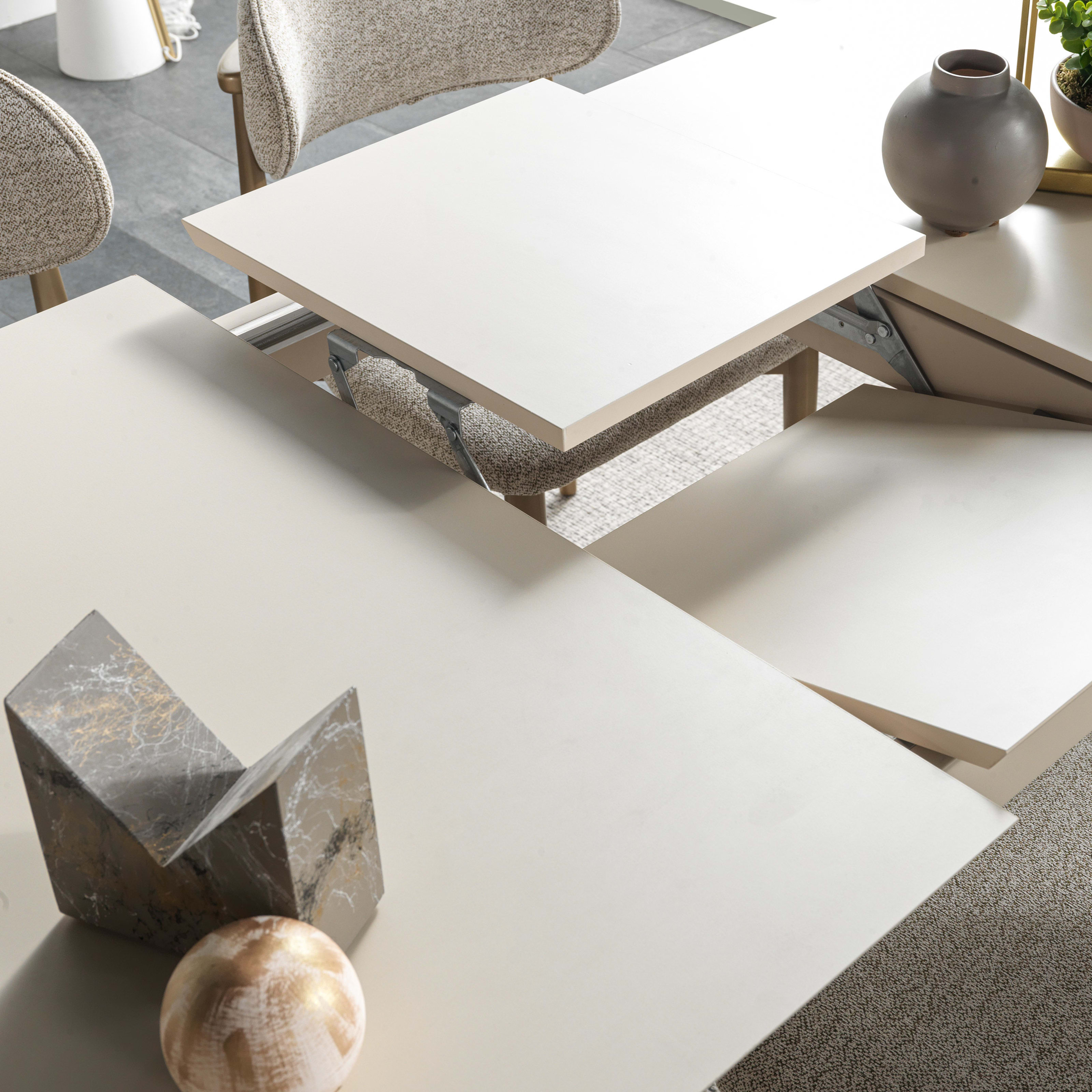 Andora Eettafel — 3