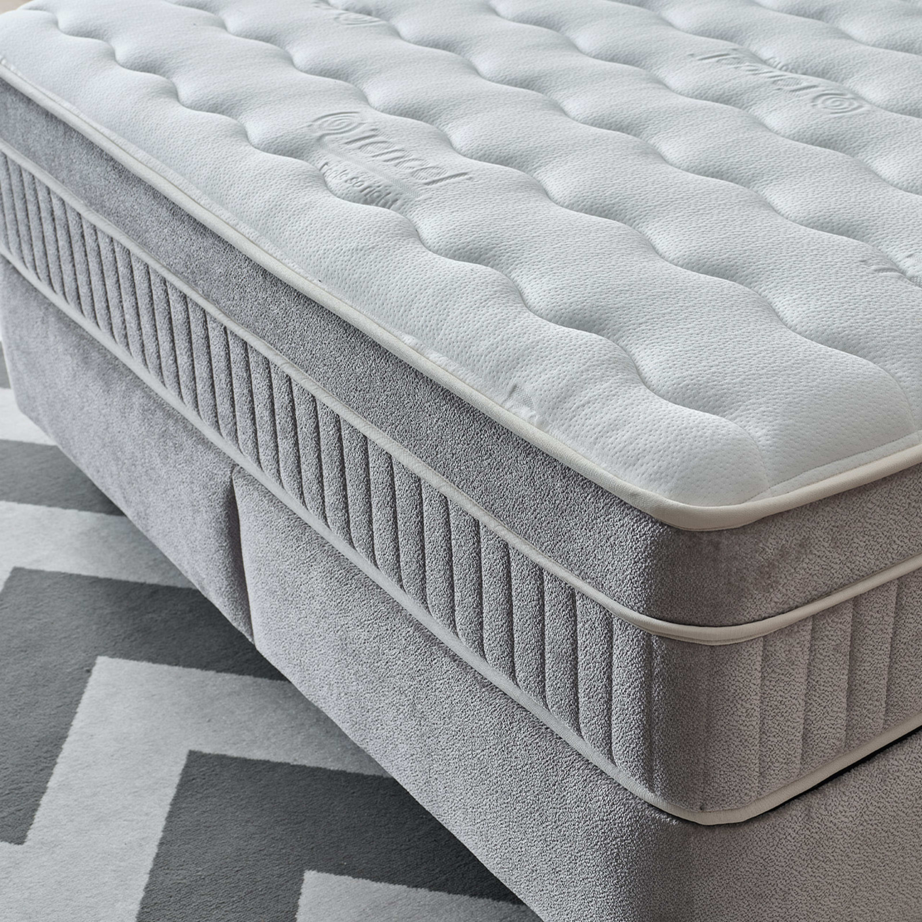 Diana Boxspring — 5