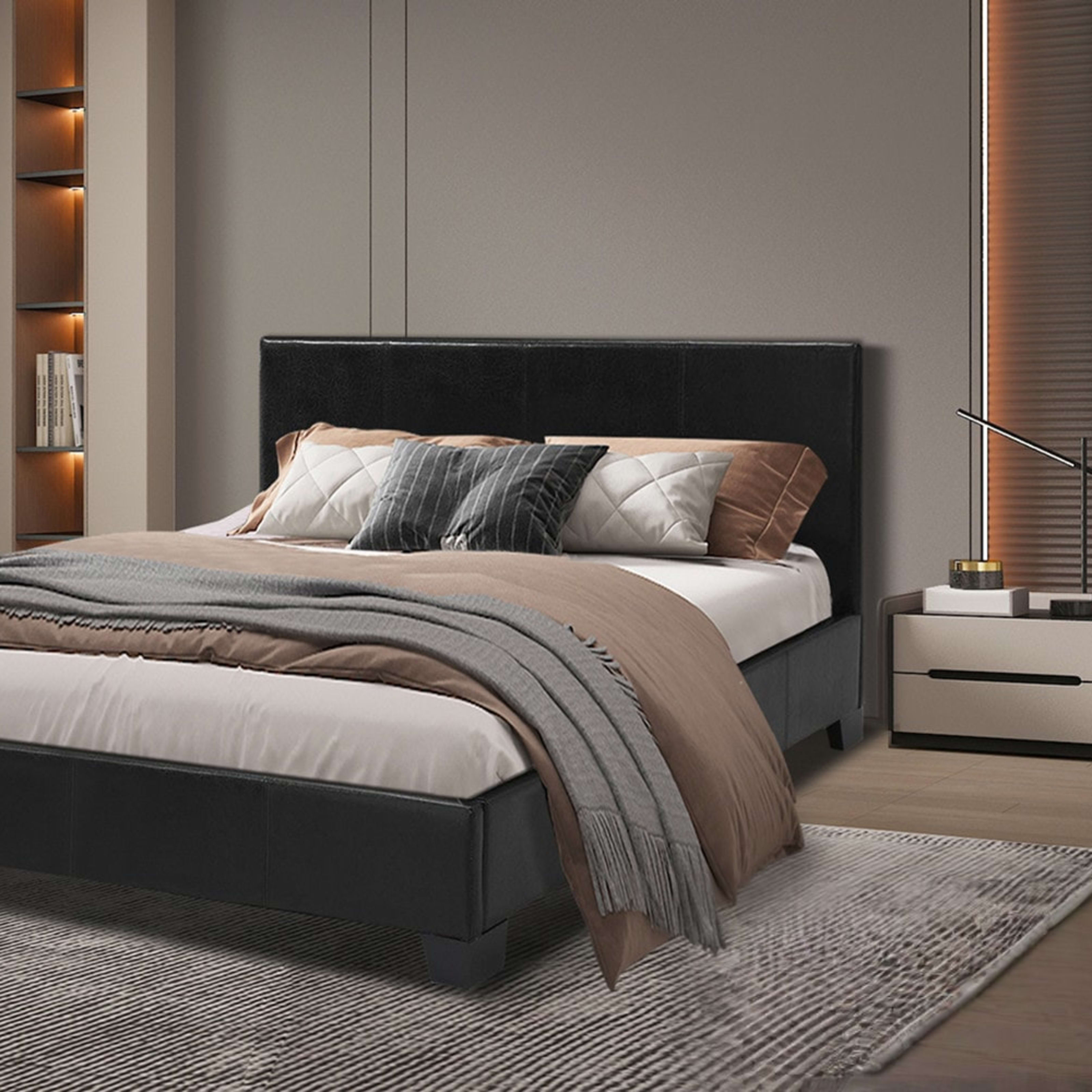 Bed 'Roma' 140×200 met lattenbodem PU Zwart — 1