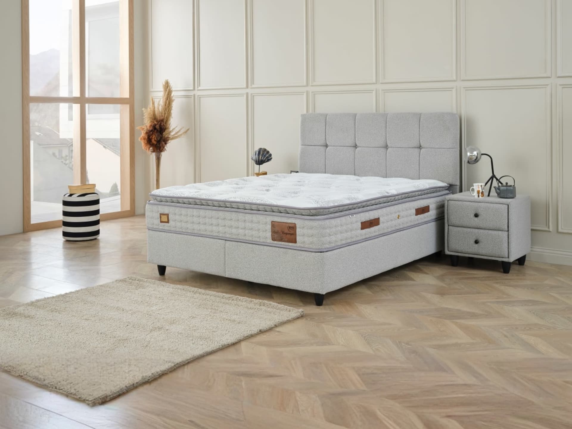 Begonya Bedframe