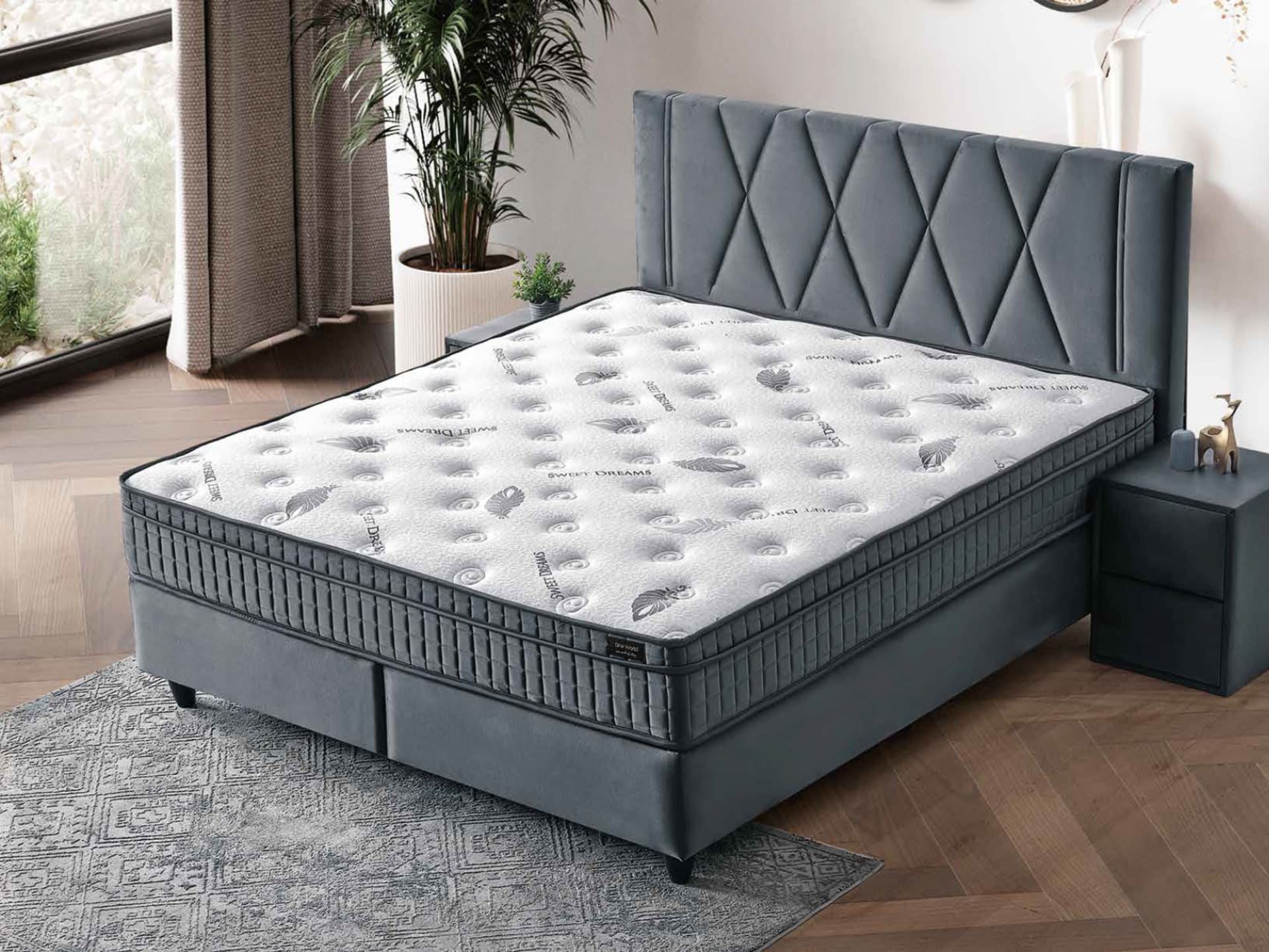 Loft Boxspring — foto 1 van 2