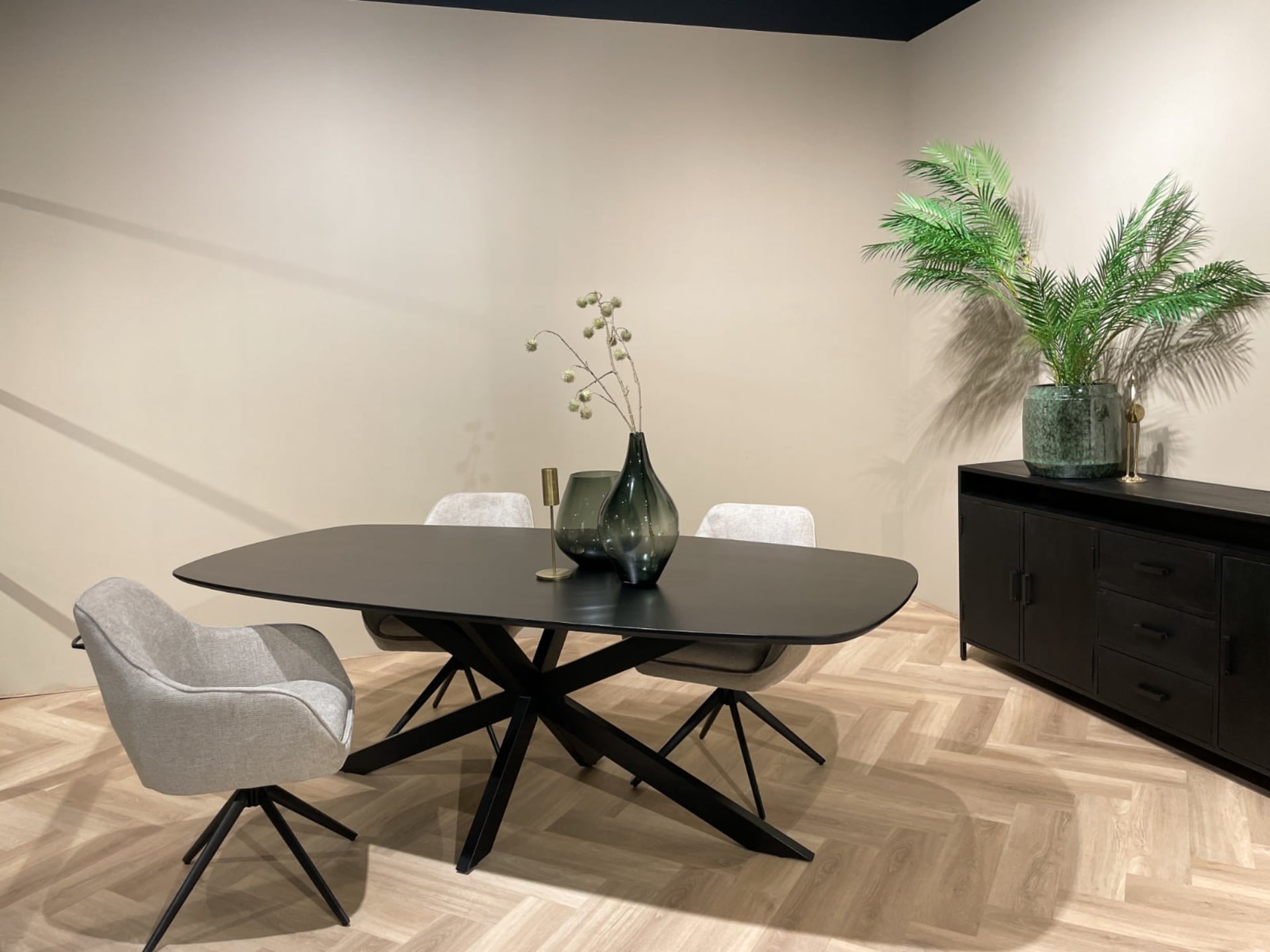 Jesper Danish Oval Black 210cm — foto 3 van 8