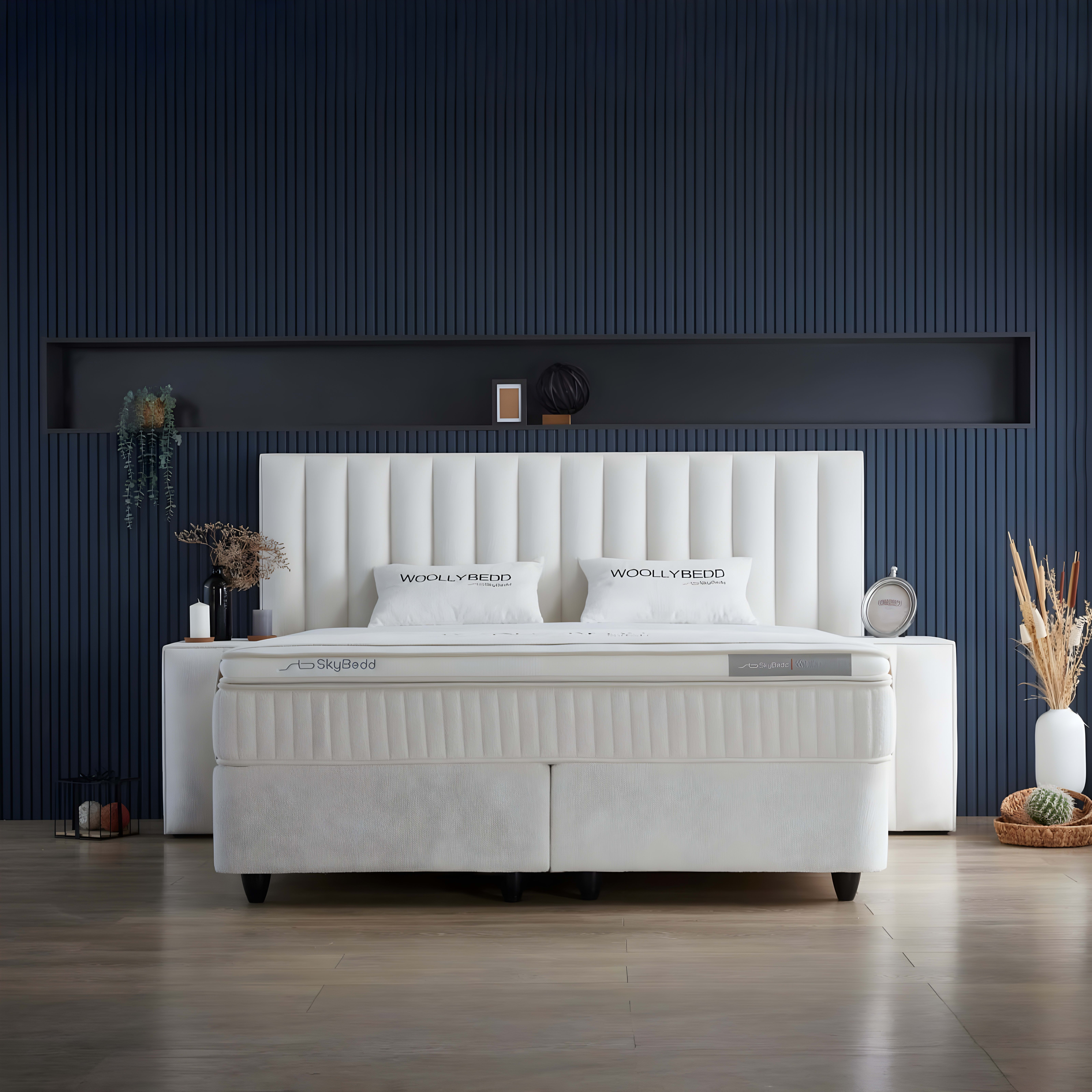 Woolly Bedframe — 1
