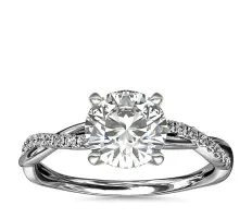 1.5ct.RD in Petite Twist Diamond Engagement Ring PLAT (1/10 ct. tw.)