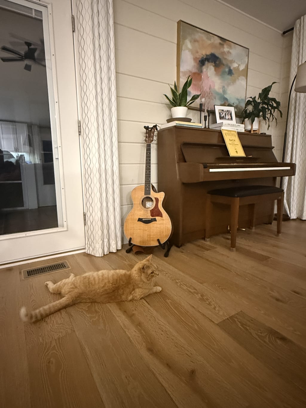 Larry, the guitar and the piano...