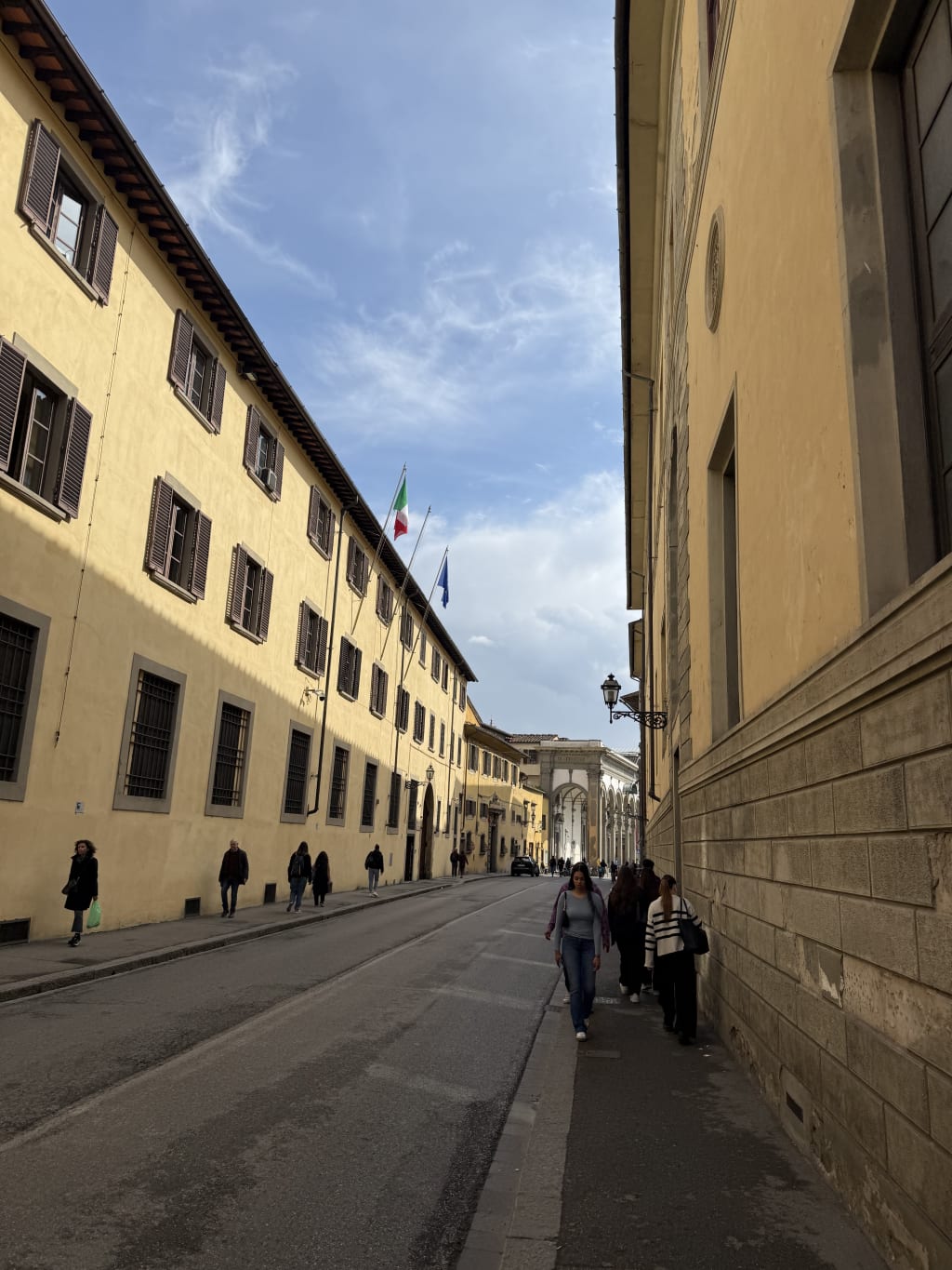 Walking through Florence towards some coffee shop that proved to be not what we expected.