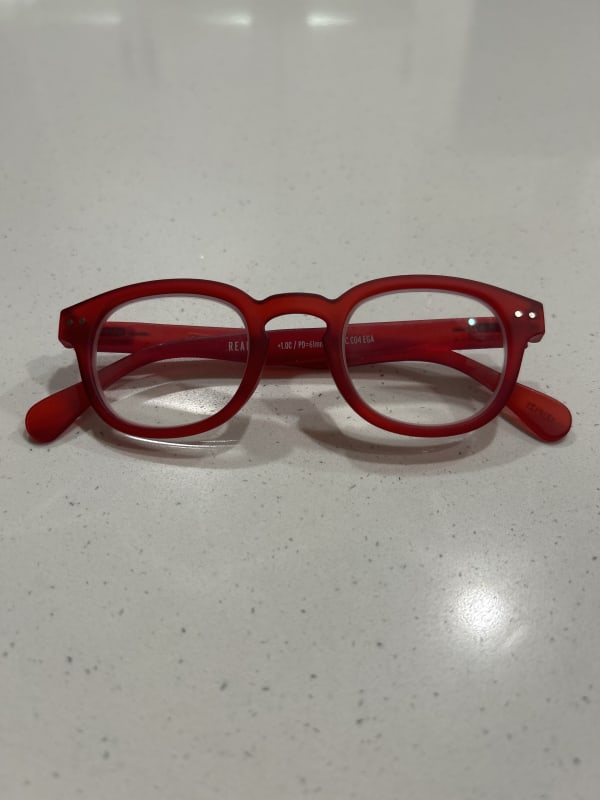Red glasses
