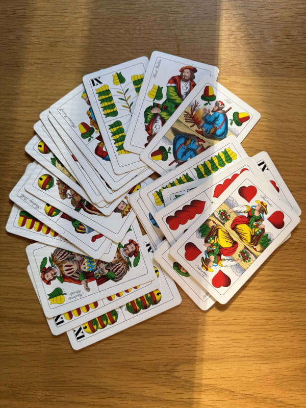 'Cruce' playing cards