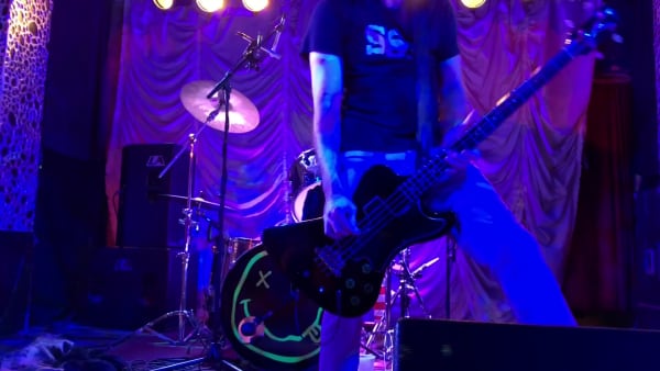 "Nevermind" Nirvana tribute band