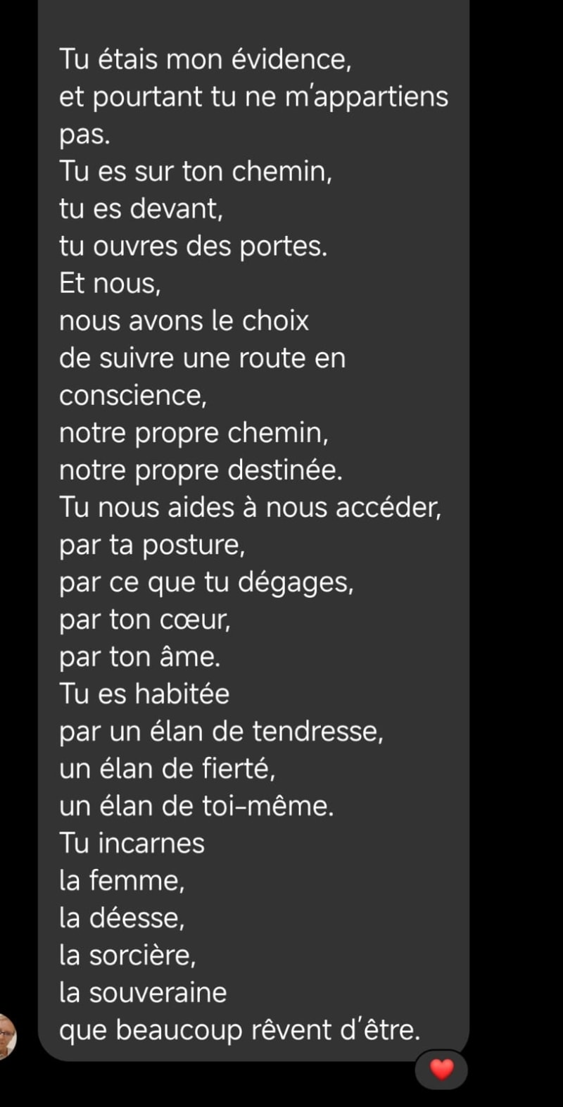 Capture du message d’une cliente : un regard sur ma posture. Tu nous aides à nous accéder