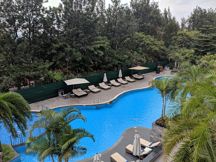 LUXURIOUS KIGALI SUMMER DRIP