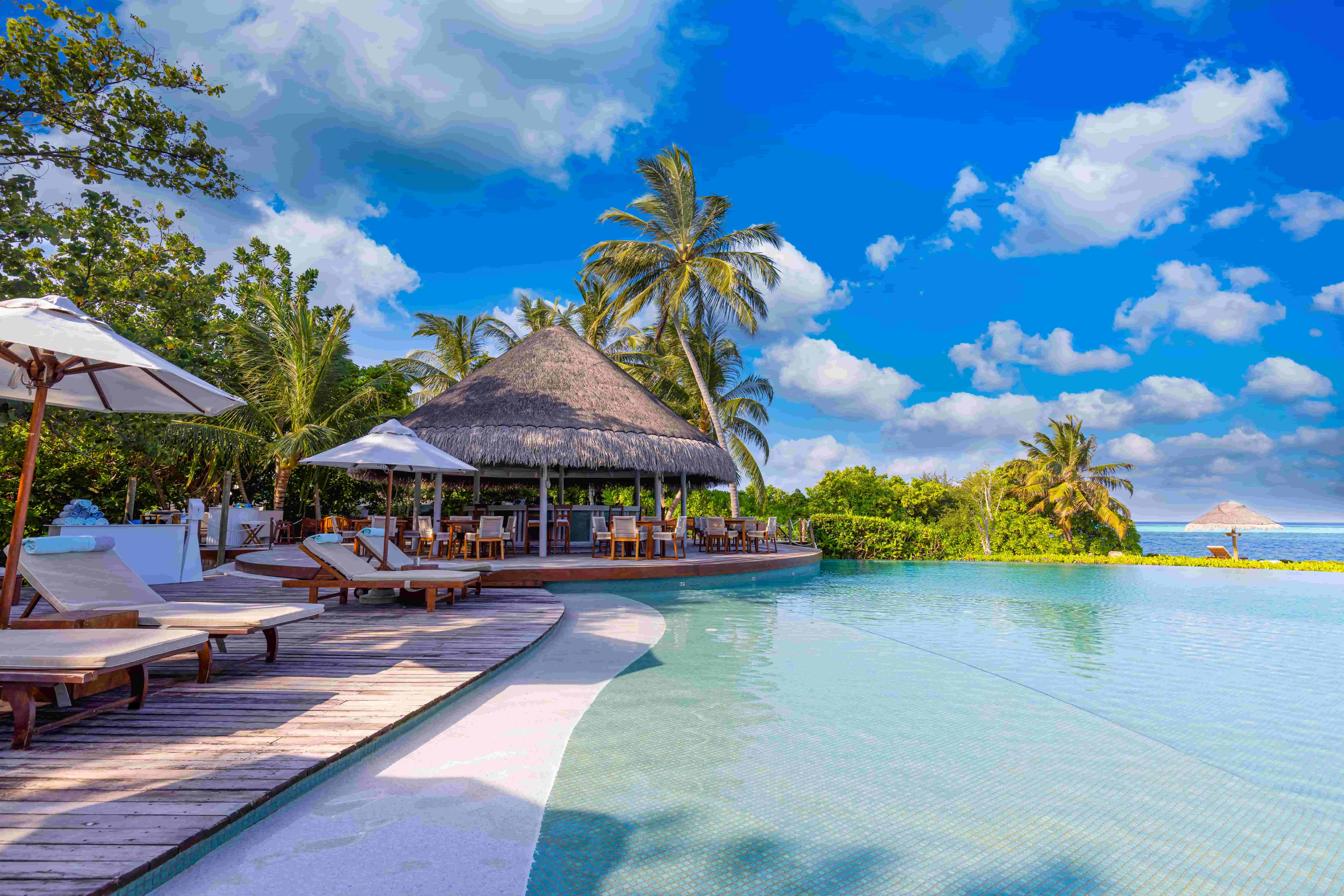 FLAMBOYANT MALDIVES SUMMER MARVEL