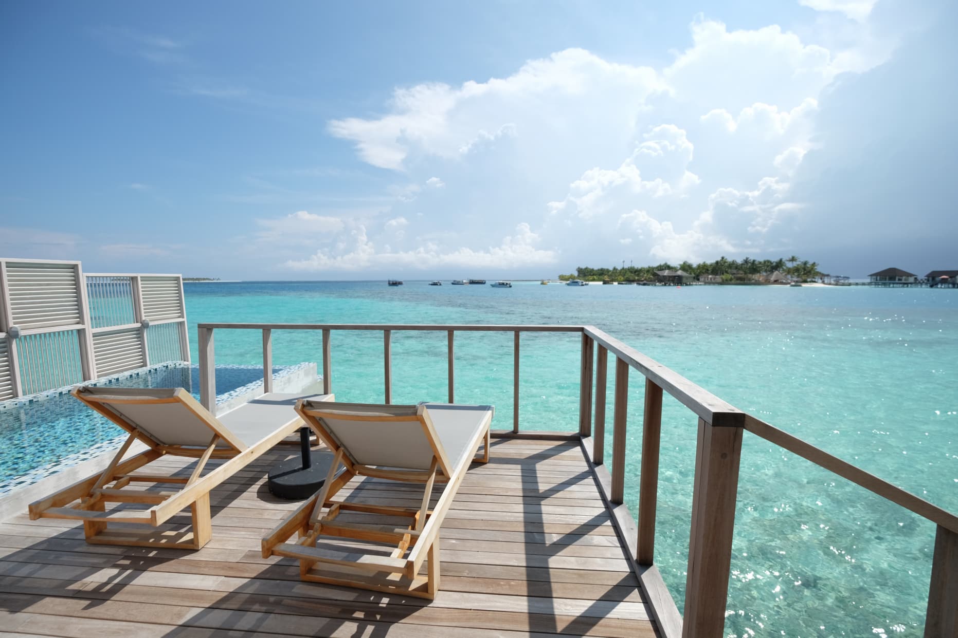 DAZZLING ZANZIBAR ESCAPE