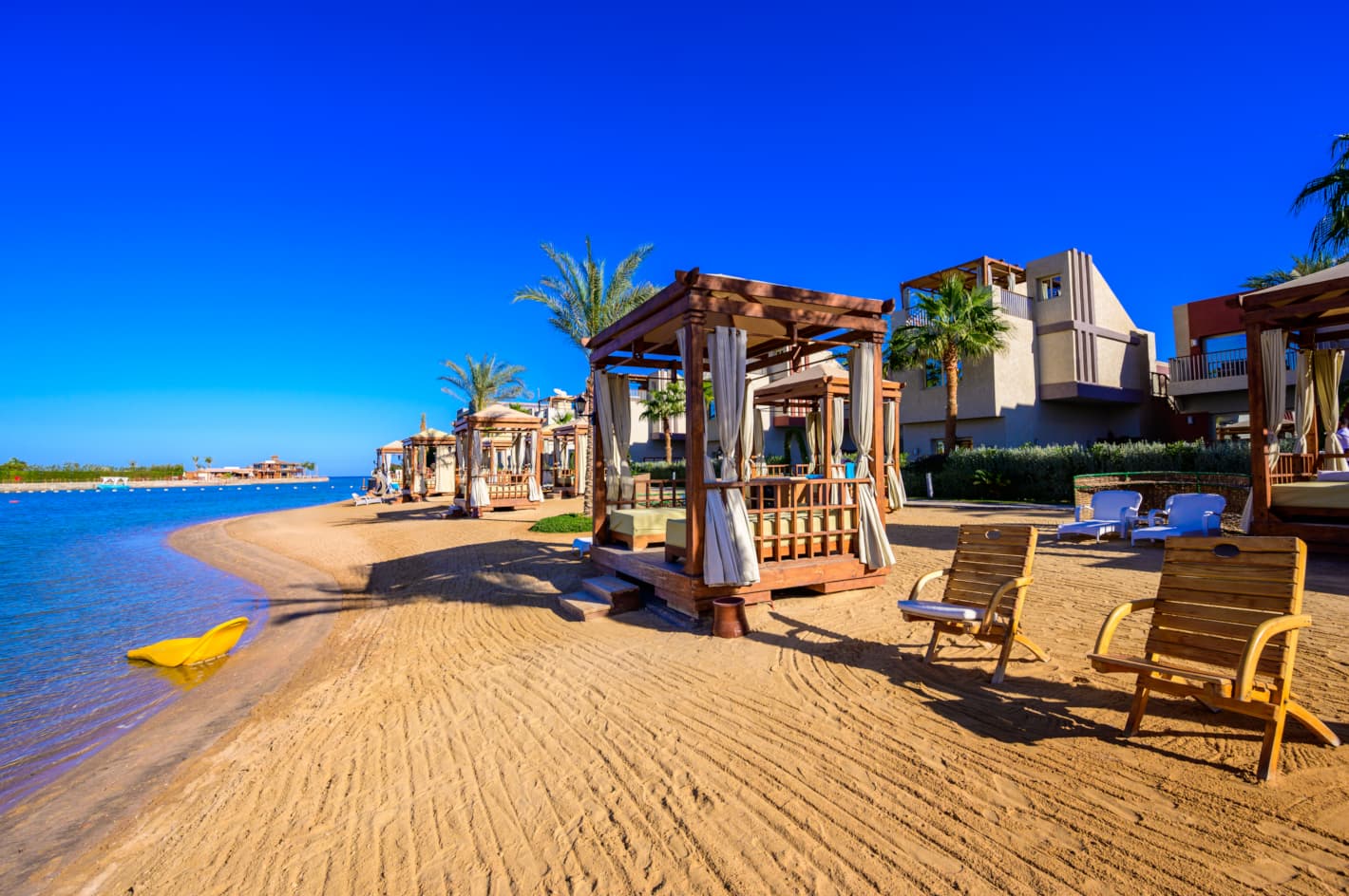ALLURING EGYPTIAN SUMMER VIBES