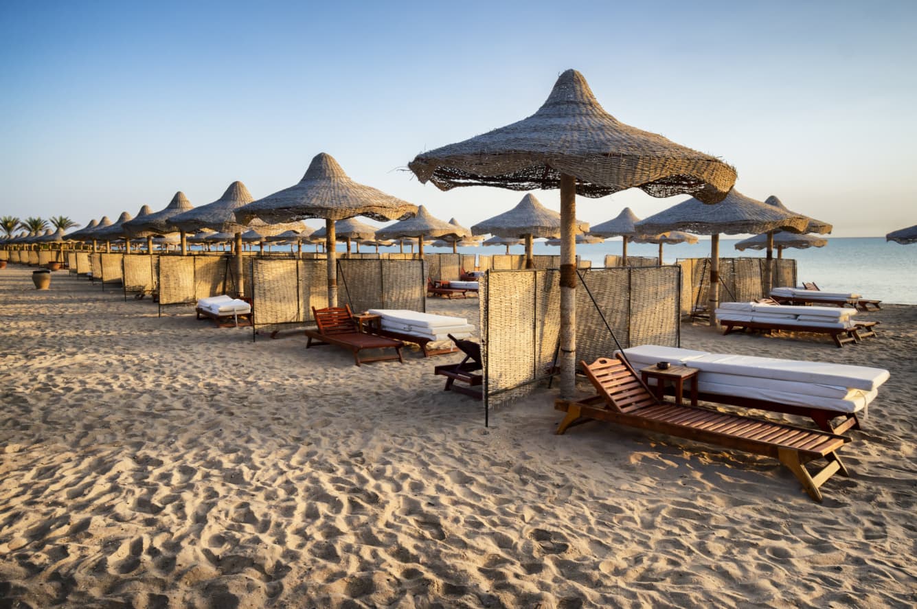 ALLURING EGYPTIAN SUMMER VIBES