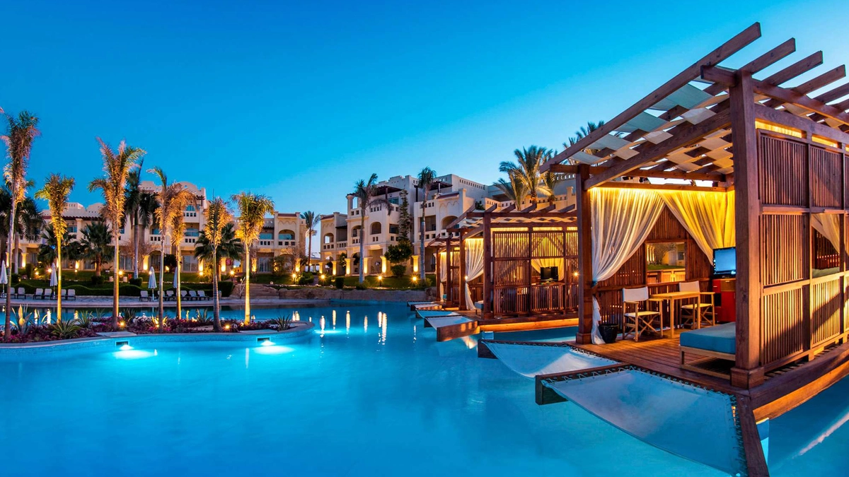 HYPNOTIC EGYPTIAN SUMMER VIBES
