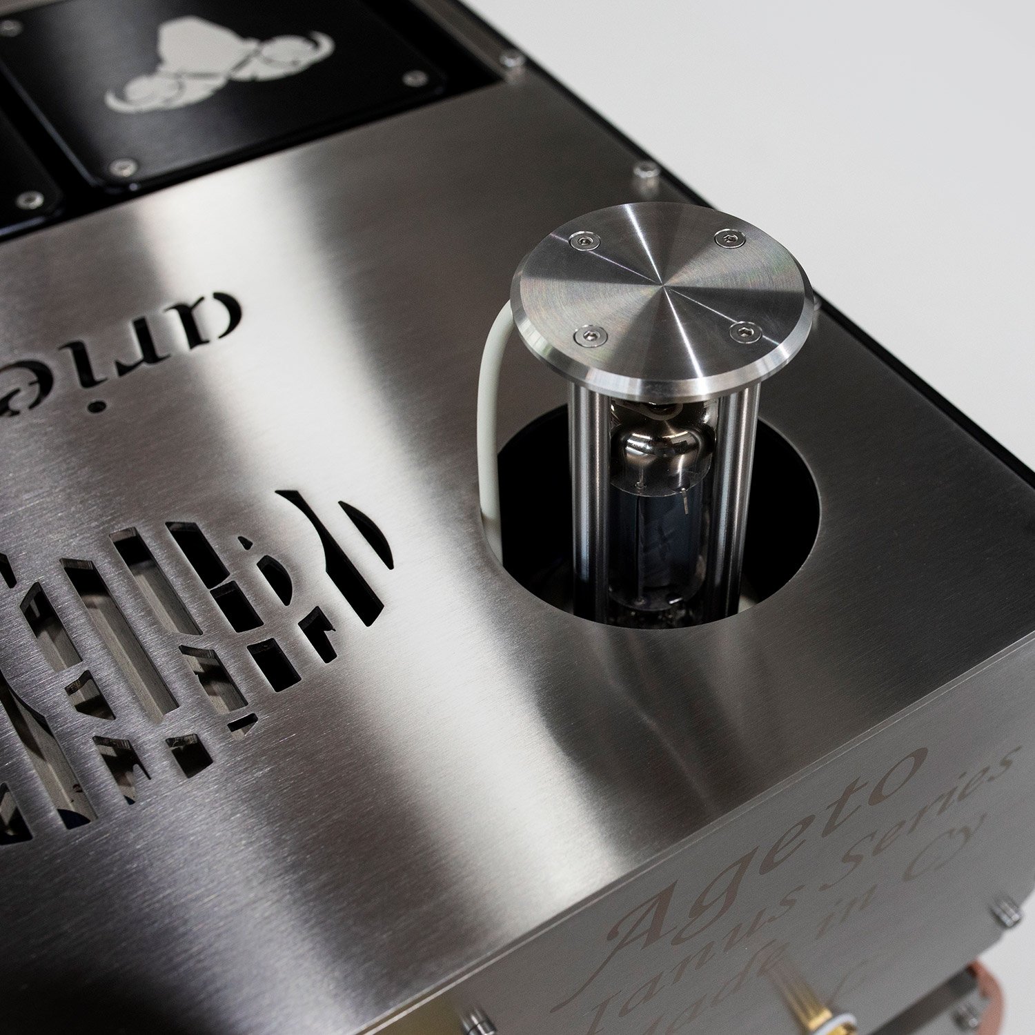 Absolute Power Isolation