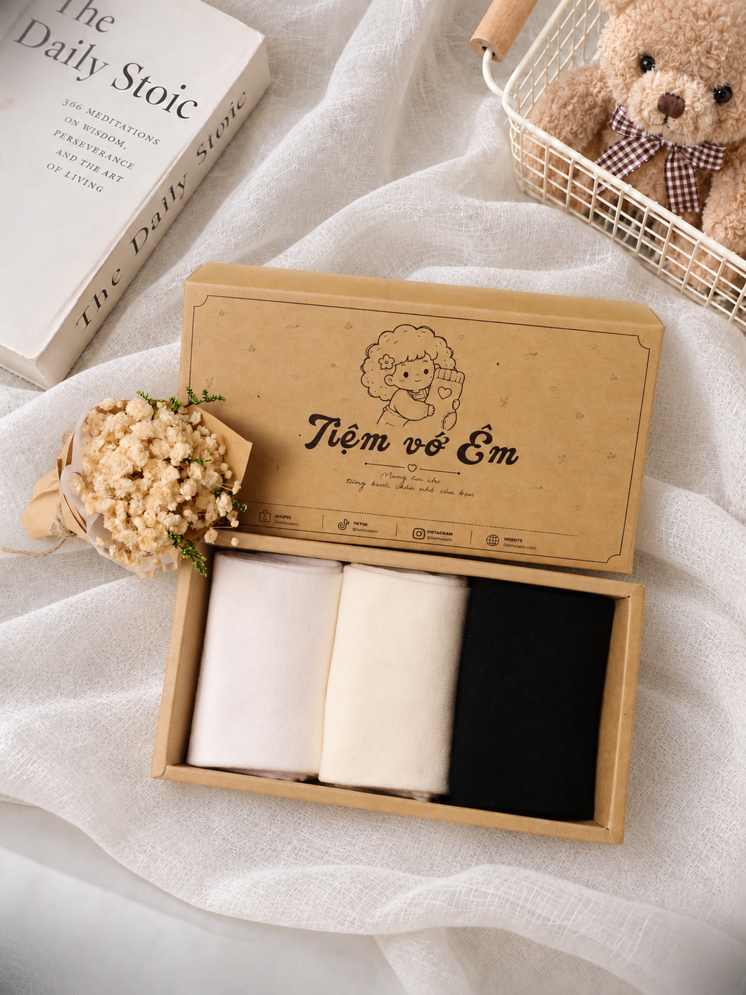 Set 3 Đôi Vớ Basic Trắng – Kem – Đen