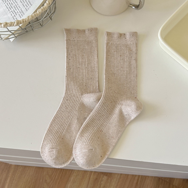 Vớ Cổ Trung Nữ Êm Basic Dệt Gân Nhún Màu Kem - Tất Cotton Phối Đồ Phong Cách Hàn Quốc