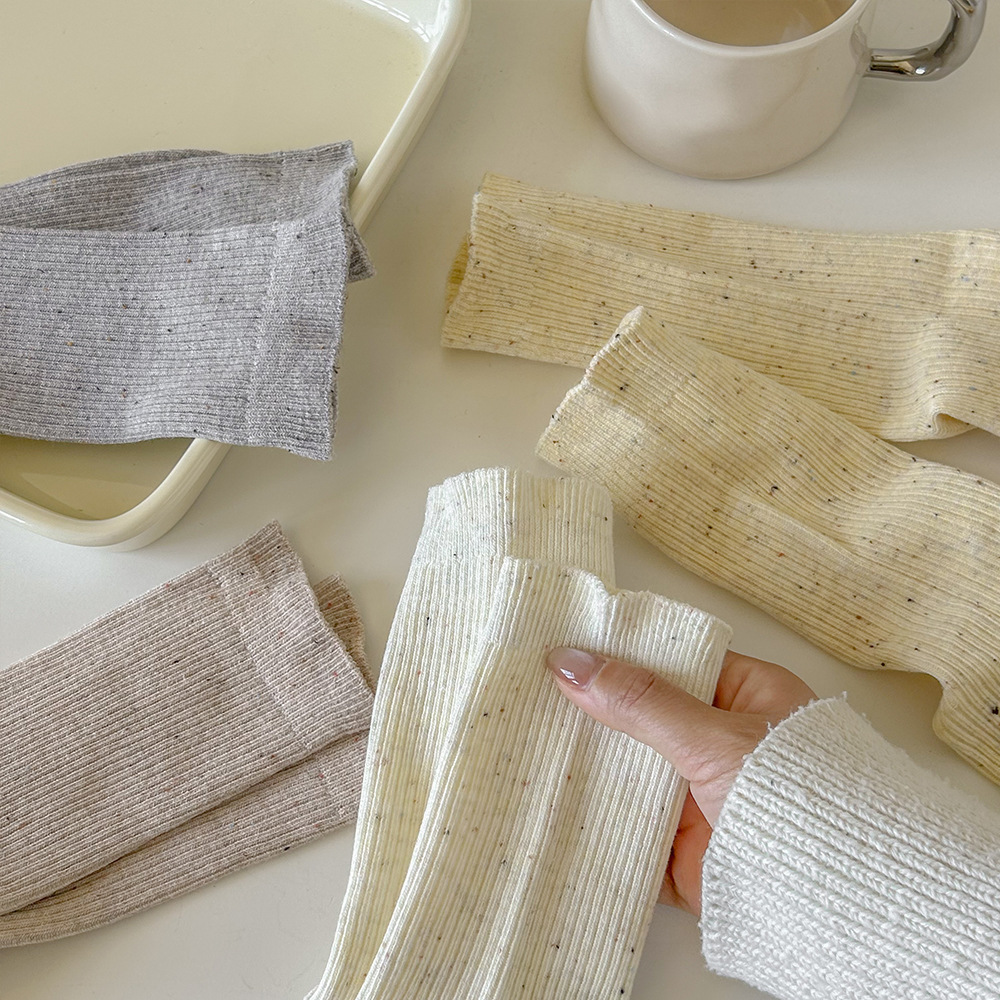 Vớ Cổ Trung Nữ Êm Basic Dệt Gân Nhún Màu Kem - Tất Cotton Phối Đồ Phong Cách Hàn Quốc