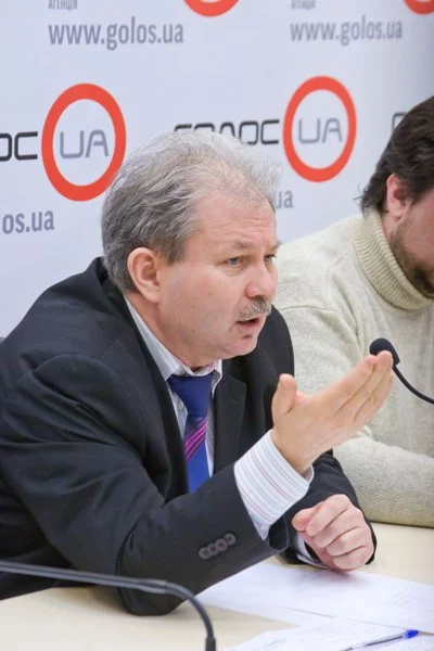 Зустріч Голови ФПУ Ю.Кулика з Головою правління Держфонду сприяння молодіжному житловому будівництву   Л.Рисухіним, 29 січня 2013 р.