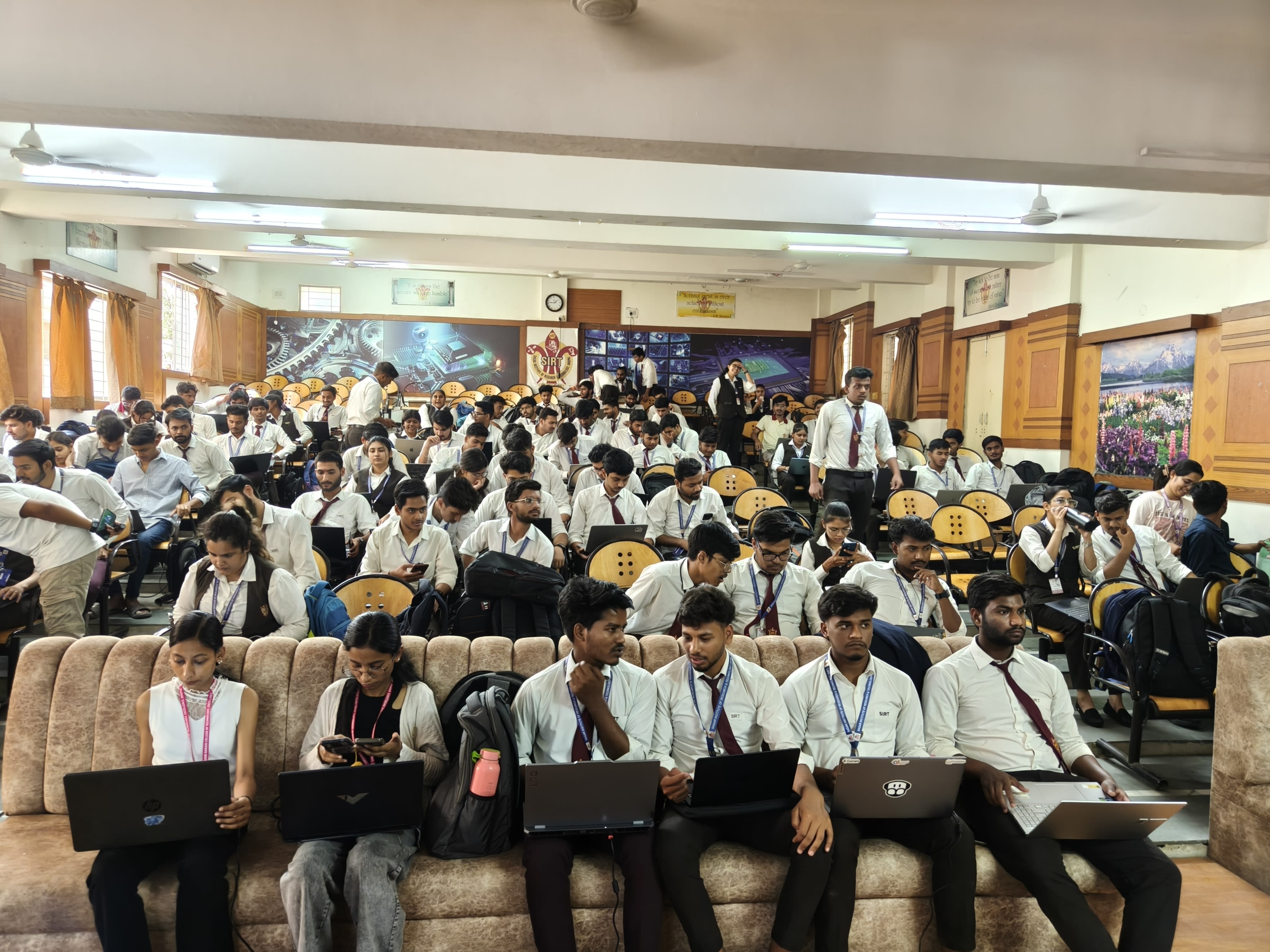 Offlyne community photo