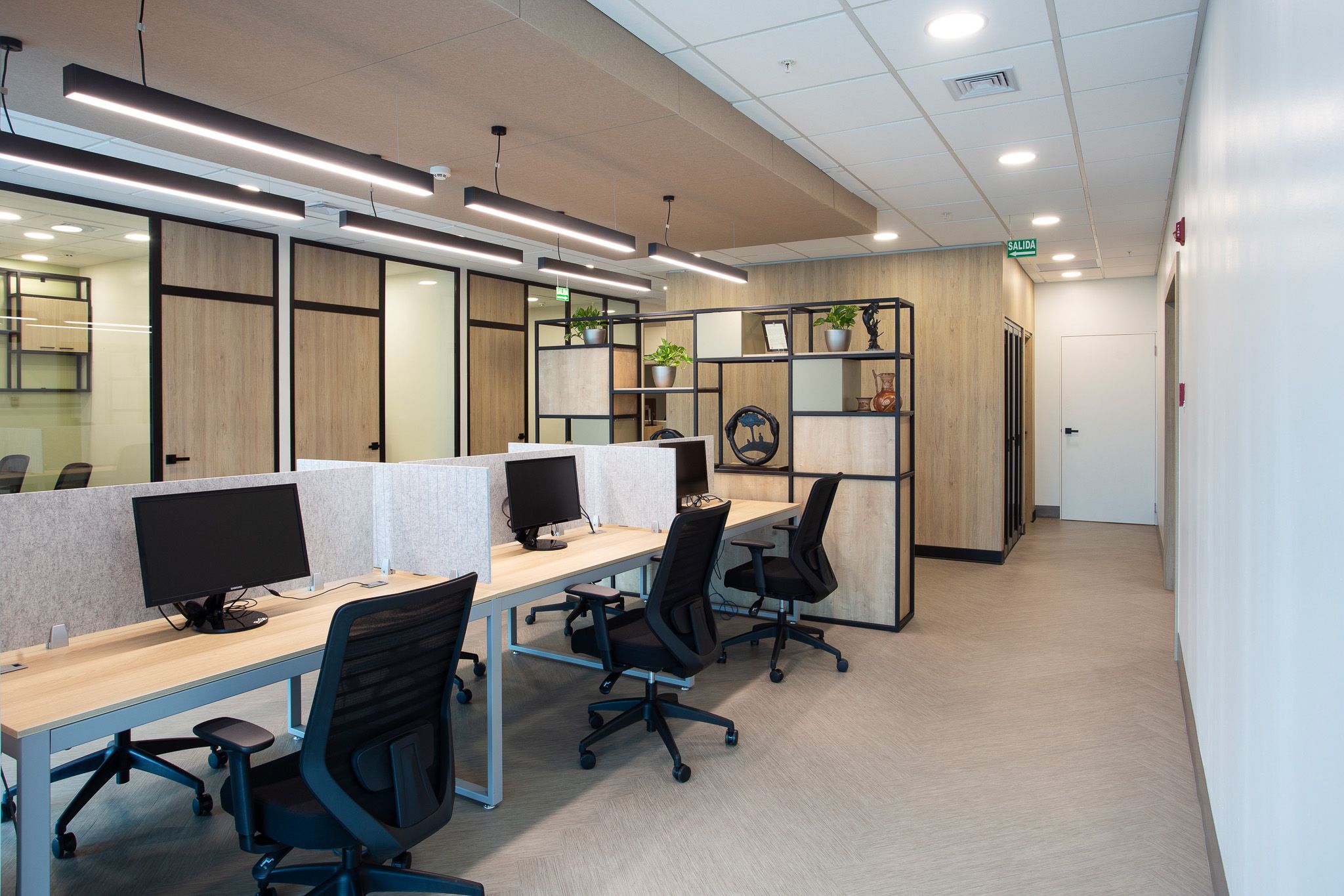 AmCham Workstations