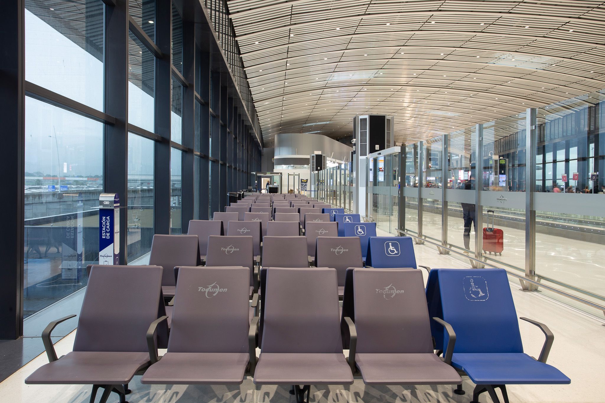 Waiting Lounge 3.jpg