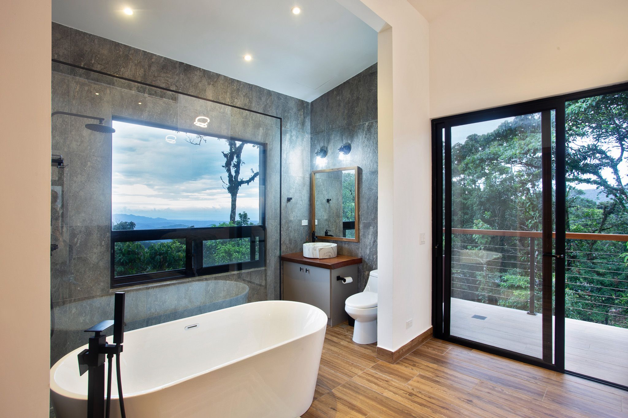 Baño Cerquita del Cielo.jpg