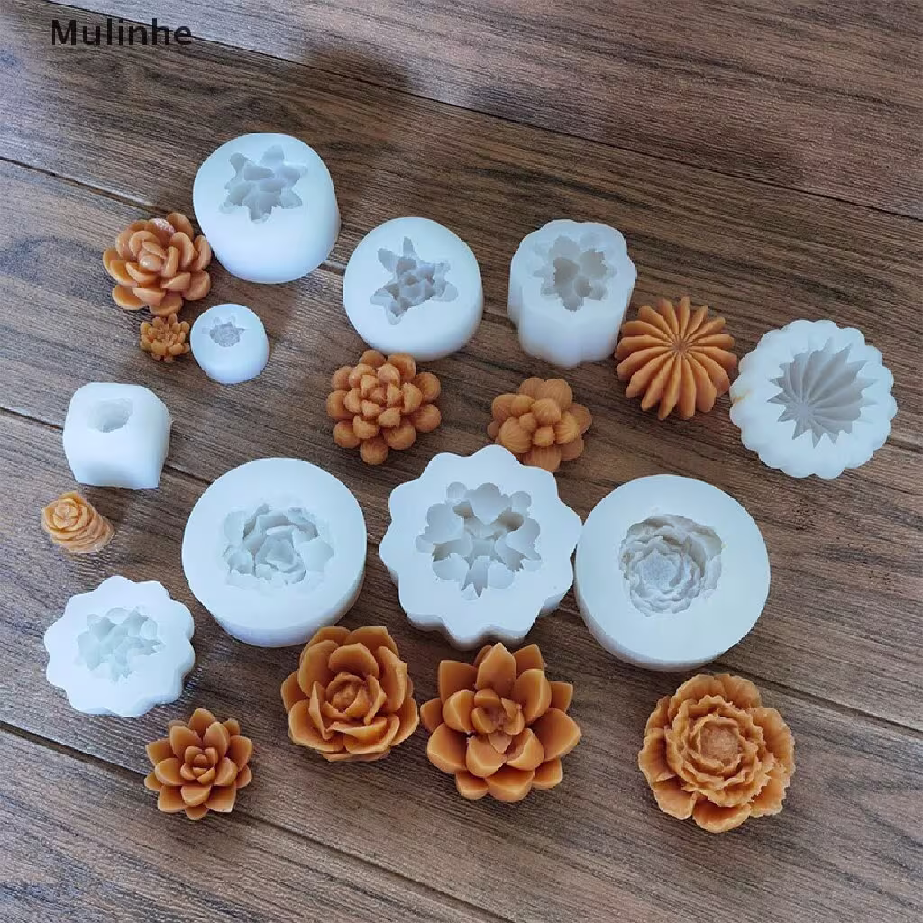 Lotus-shaped scented wax