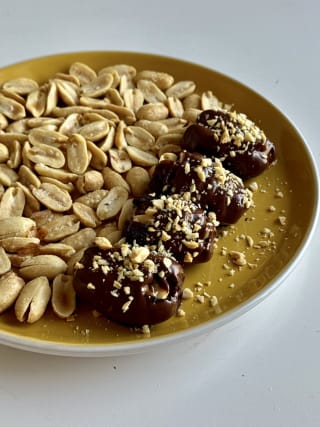 Chocolate dates preview 1