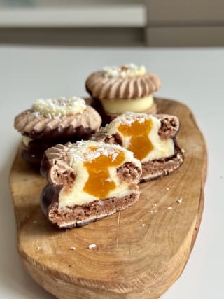 Crunch Fruit Macarons preview 4