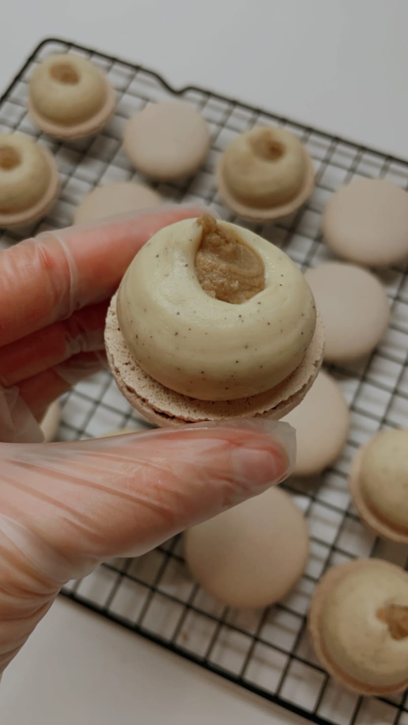 Tiramisu Macarons