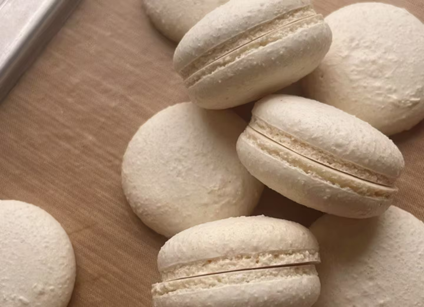 NO RESTING FRENCH MERENGUE MACARONS (recipe only)