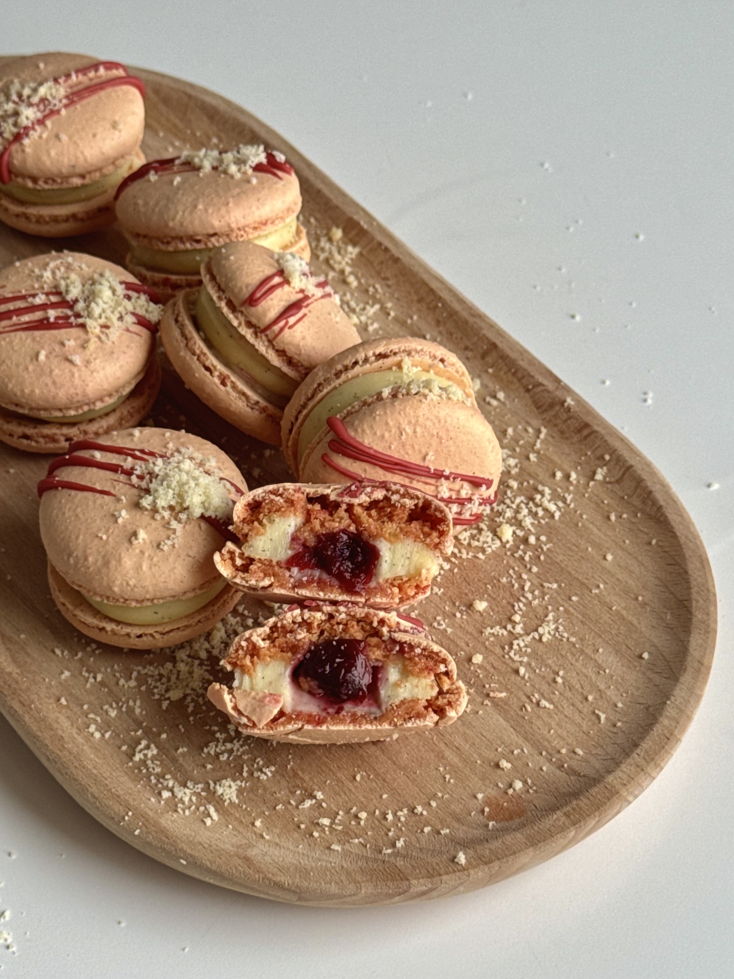 Pasticciotto Amarena Macaron Filling preview 3