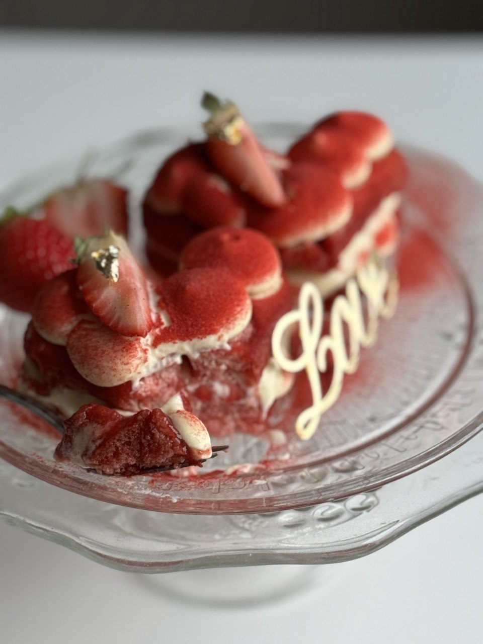 Strawberry Tiramisu Heart Mini Cakes preview 5