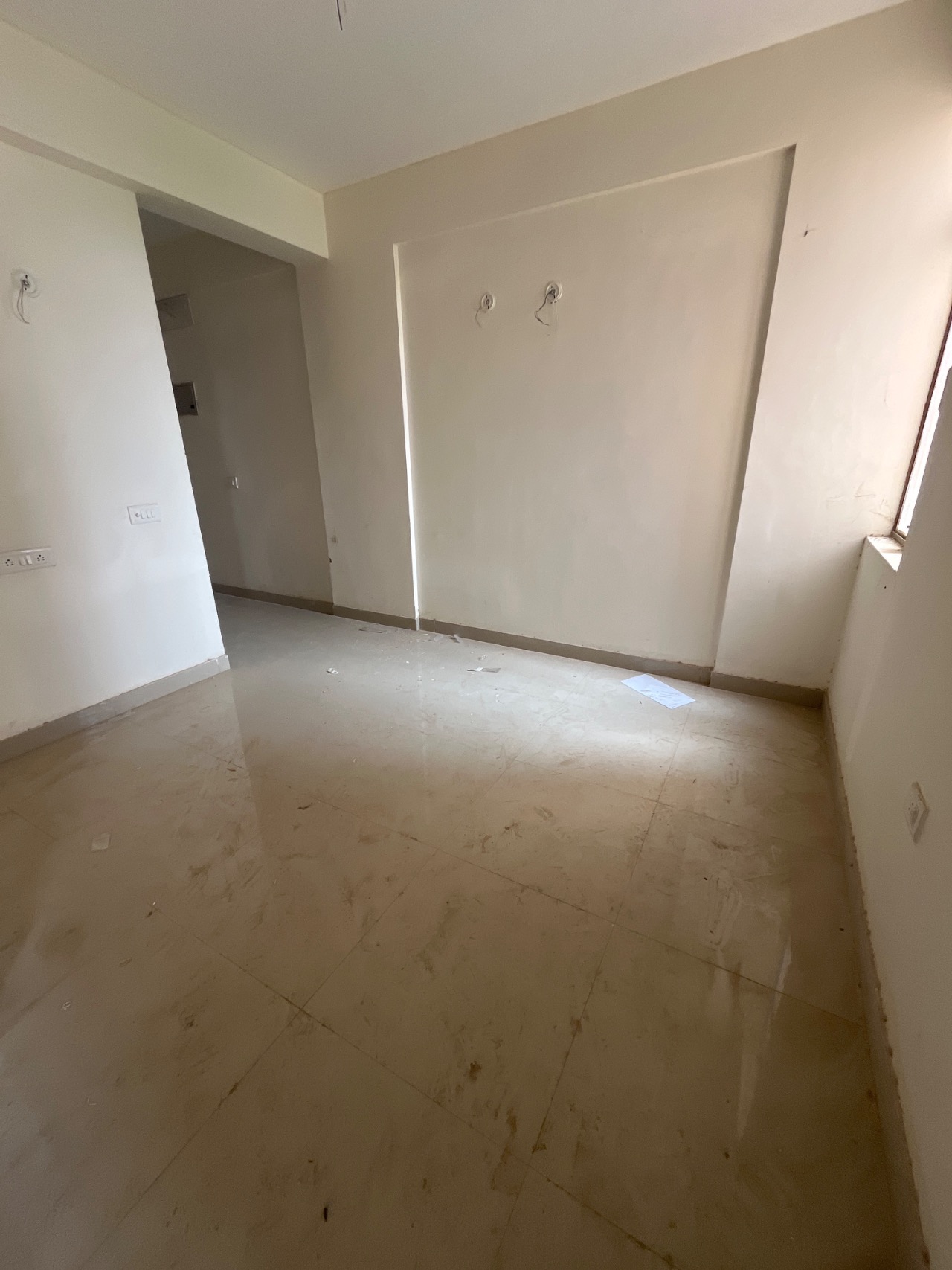 Pareena Laxmi Apartment