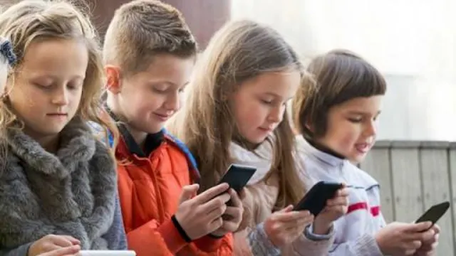Agar Anak Tidak Kecanduan Gadget, Perhatikan 5 Hal ini