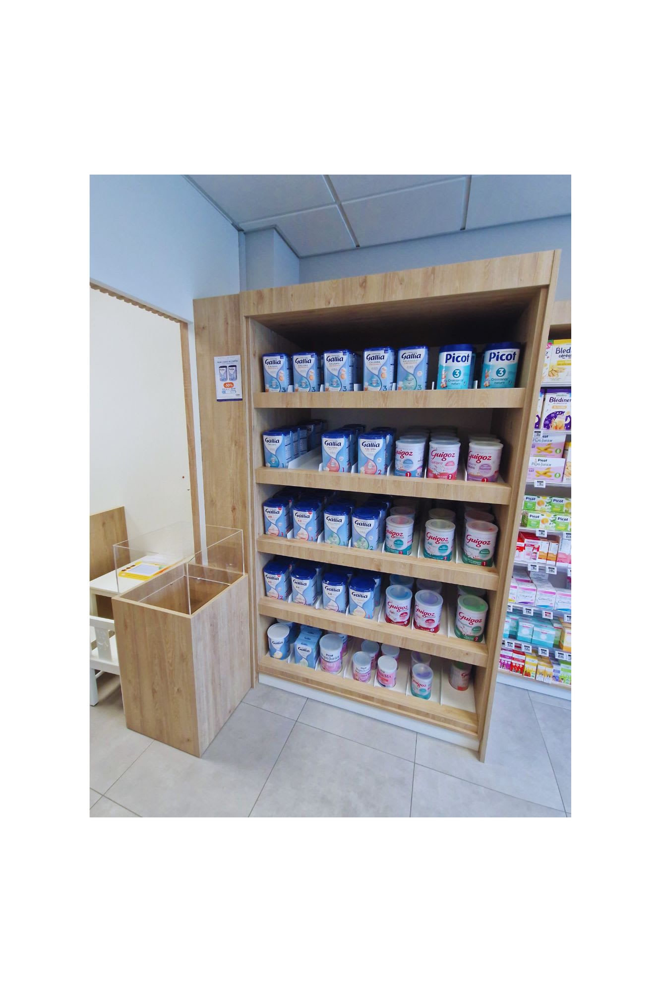 Agencement Pharmacie de Bologne — Pharmacie — Photo 12 — Bologne