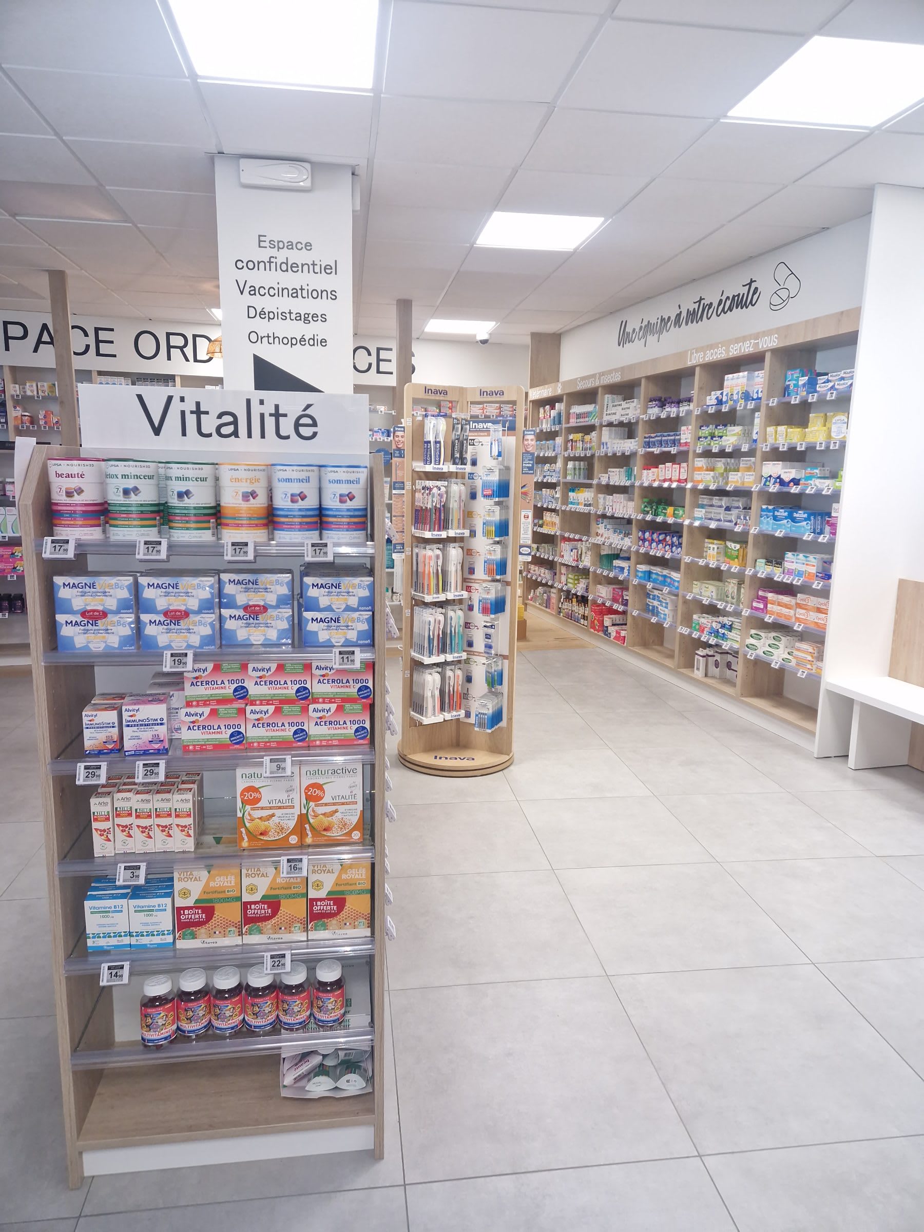 Agencement Pharmacie de Bologne — Pharmacie — Photo 28 — Bologne