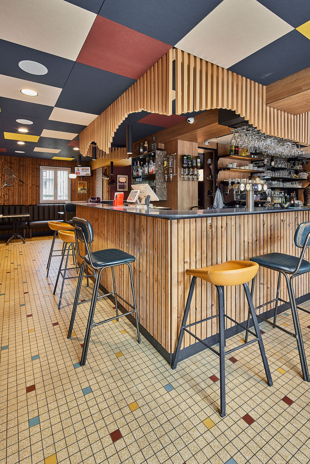 Agencement Café Sport — Tabac & Presse — Photo 6